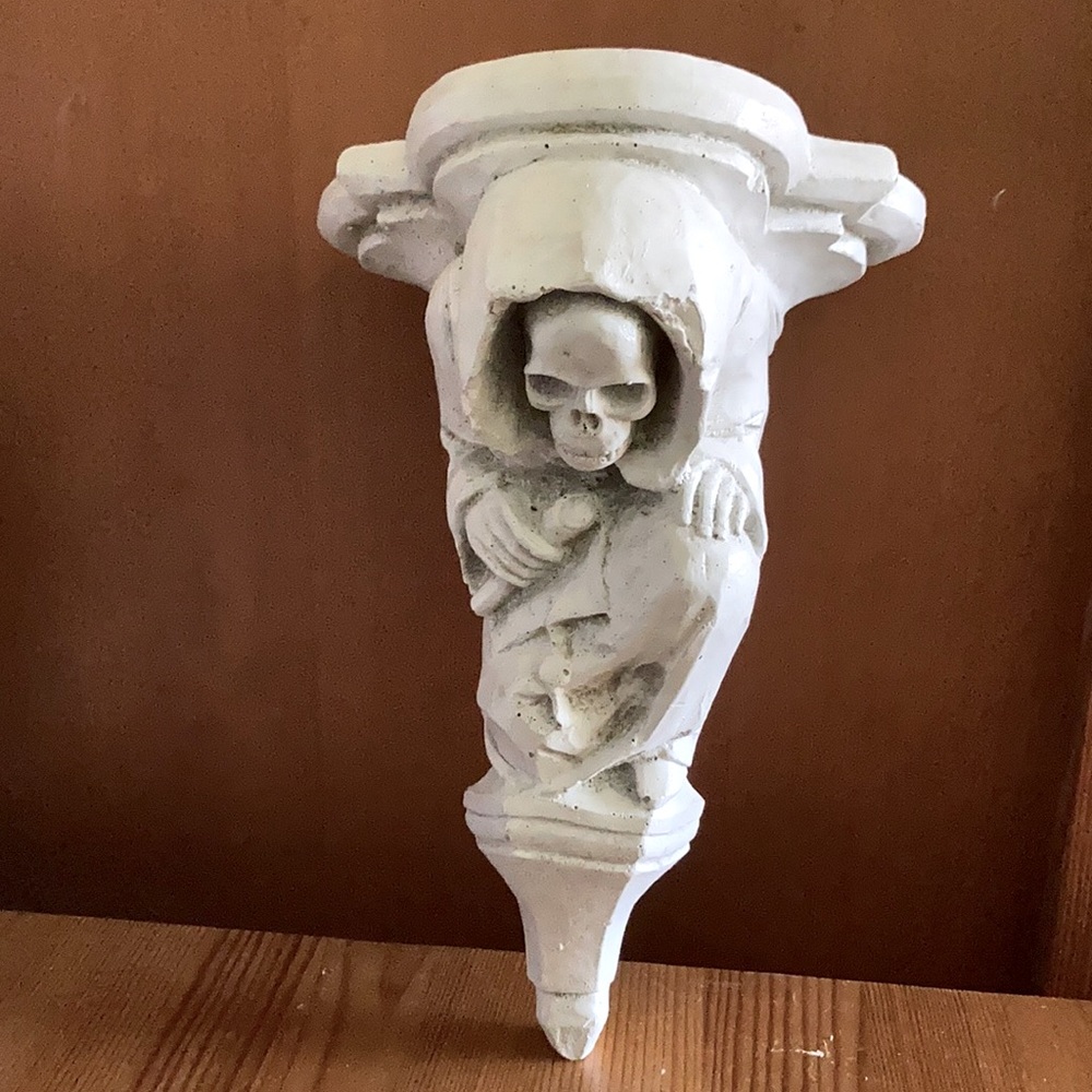 Gargoyle Wall Hanging Sculpture